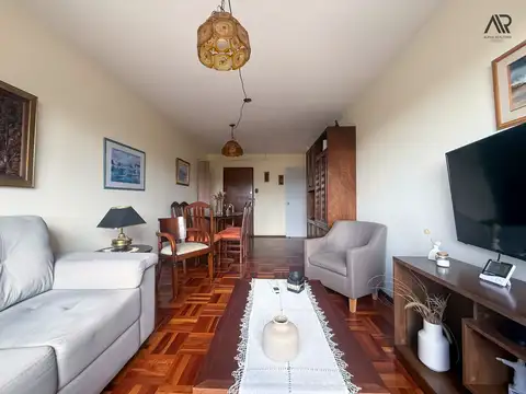 Departamento en Venta de 8 ambientes