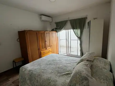 Depto Tipo Casa 2 ambientes con 1 baño