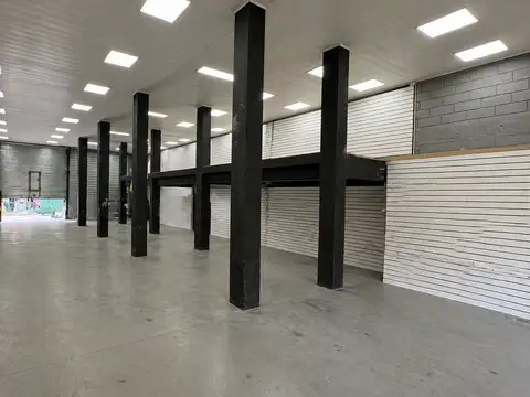 Galpon en Venta 8  mts Frente
