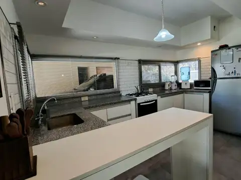 Casa en Venta en Roldan, USD 170.000