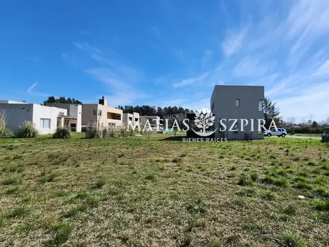 Terreno en Venta en Francisco Alvarez, USD 81.000