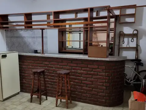 Oficina 4 ambientes con 3 baños