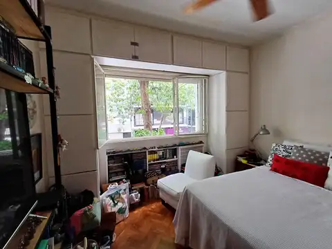 Departamento 4 ambientes. Semipiso con Balcón