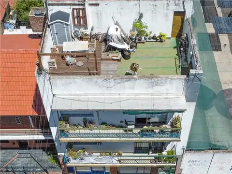 Chacabuco al 100 2do Piso