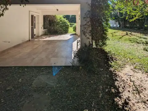 Casa en Alquiler en Funes, USD 1.800