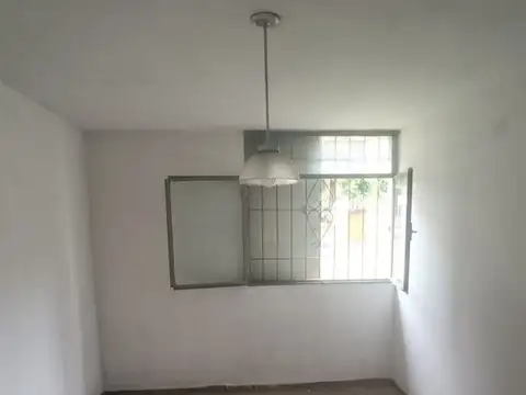 Avenida General Jose de San Martin 100