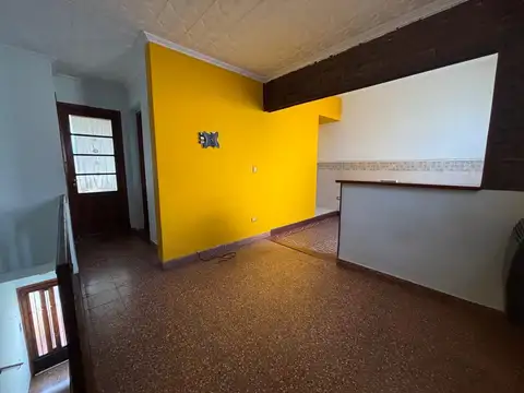 Depto Tipo Casa en Venta 57 años