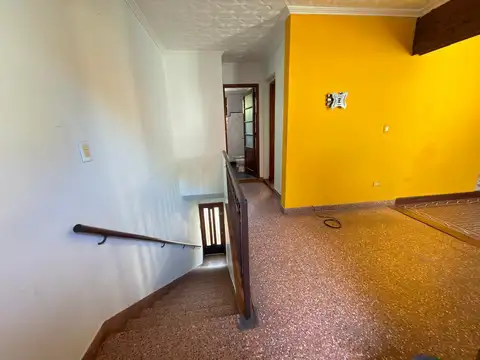 Depto Tipo Casa 2 ambientes con 1 baño