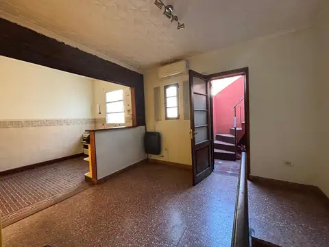 Depto Tipo Casa en Venta 57 años