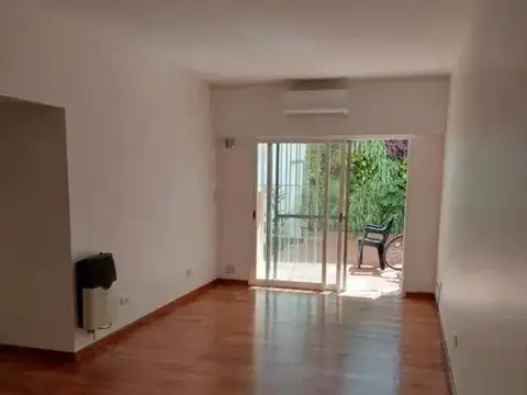 Depto Planta Baja 3 Ambientes / CON PATIO PROPIO