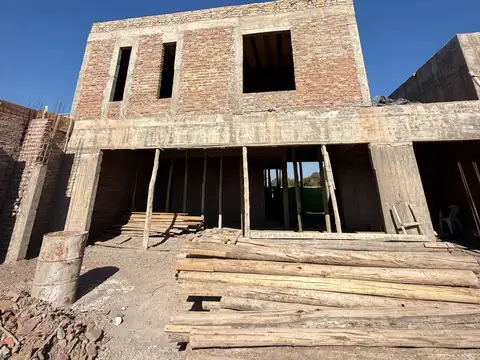 Casa en Venta en Rodeo del Medio, USD 120.000