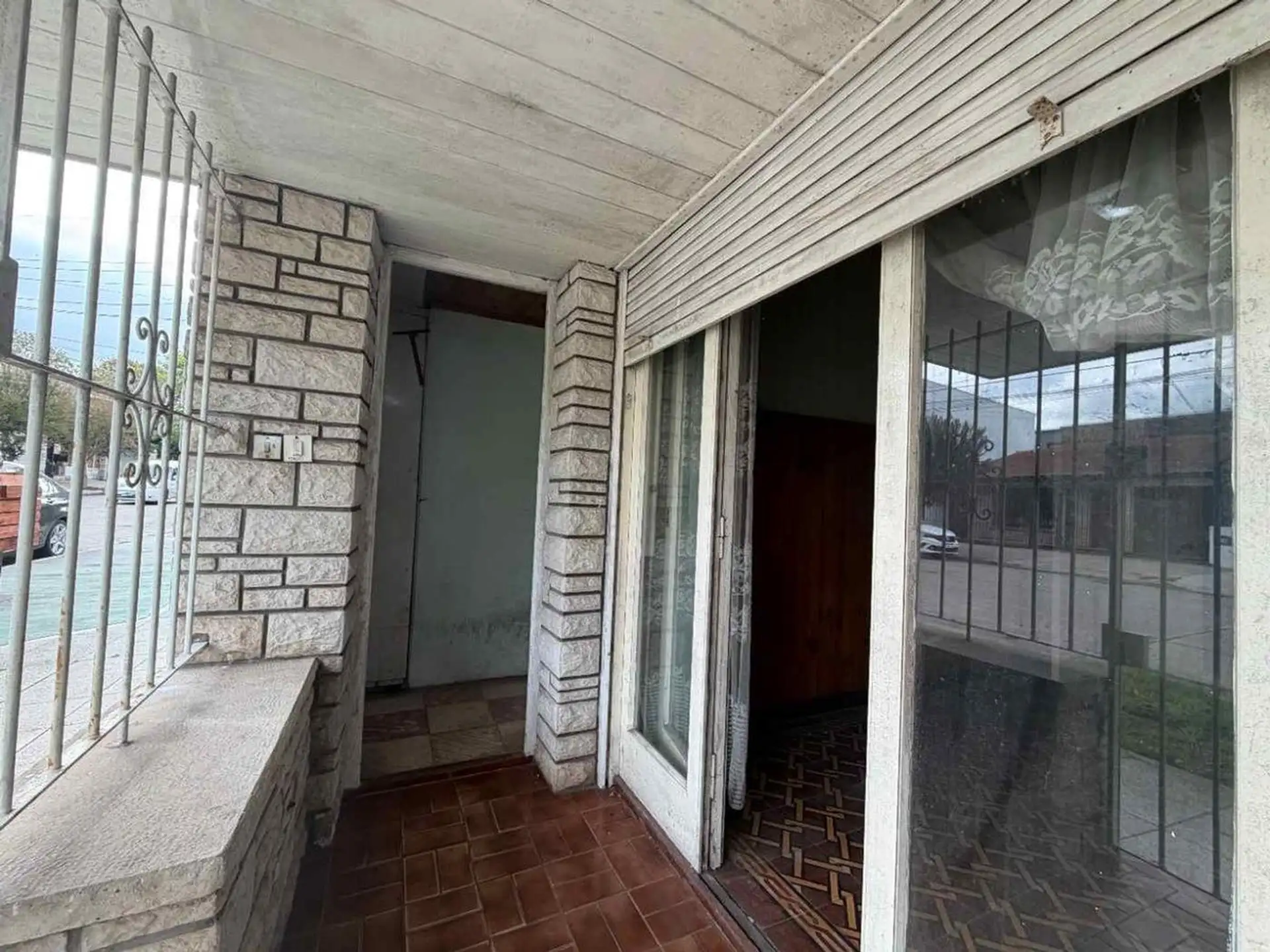 Venta Casa 3 Amb + 2 Deptos Villa Primera