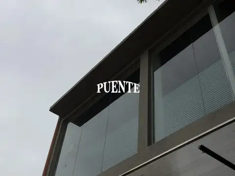 Oficina en Alquiler al Este