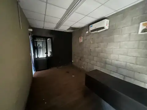 Casa 2 ambientes con 1 baño