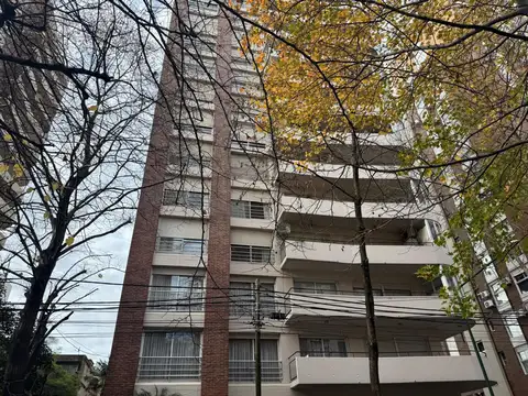 Venta de departamento 3 ambientes en el corazón de Acassuso