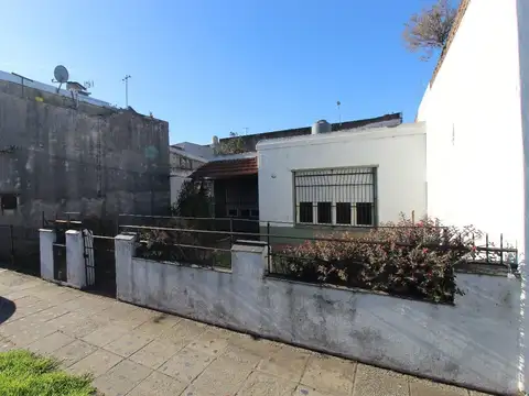 OPORTUNIDAD VENTA CASA 3 AMBIENTES ESCUCHA OFERTA