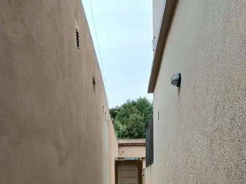 Depto Tipo Casa en Venta de 2 ambientes