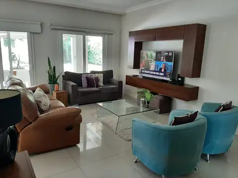 Los Lagos - Sarmiento al 5300