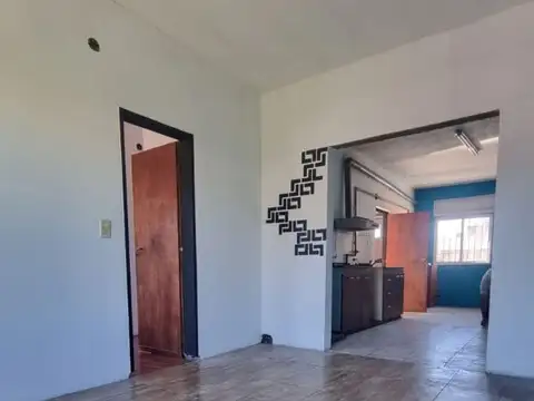 Depto Tipo Casa en Alquiler de 3 ambientes