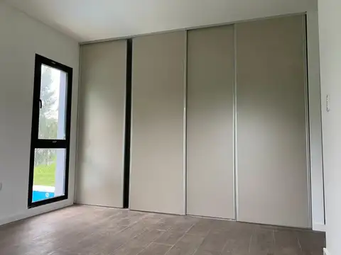 Casa - Venta - Argentina, Berazategui - 163 7887