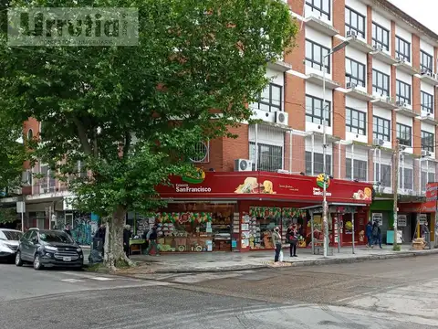 Local en Alquiler en Moron, USD 1.000