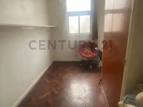 Avenida Rivadavia 4100, Piso 0
