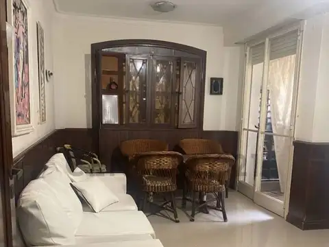 Avenida Rivadavia 4100, Piso 0