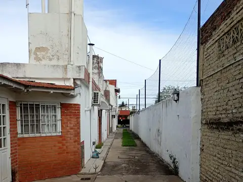 Depto Tipo Casa en Alquiler de 3 ambientes