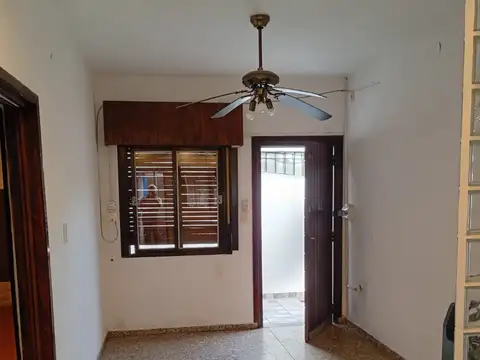 Depto Tipo Casa en Alquiler en Centro / Microcentro, $ 680.000