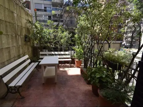 Duplex en Pettit hotel declarado Patrimonio Historico todo a Nuevo !
