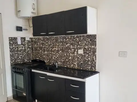 EXCELENTE MONOAMBIENTE EN PB