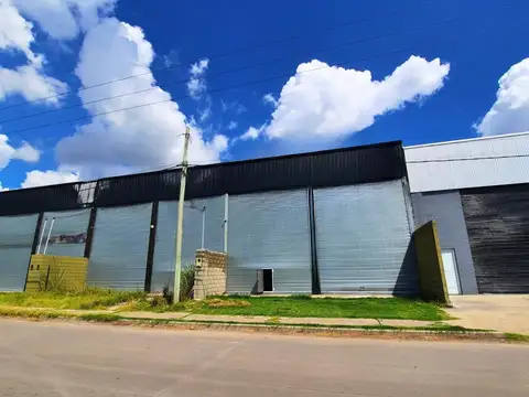 VENTA SALON COMERCIAL - Berazategui-