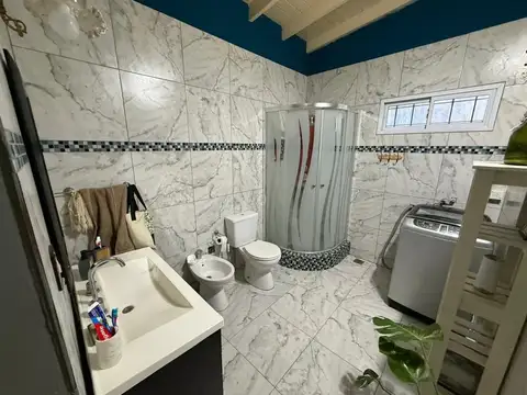 Casa 4 ambientes con 1 baño