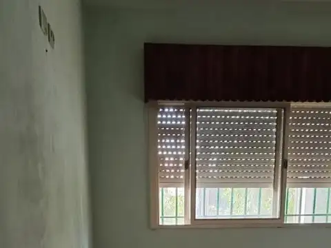 Santa Cruz 1100, Piso 1