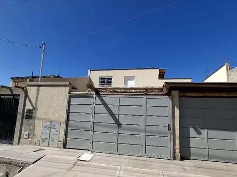 Perú  al 2400