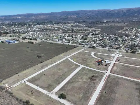 Terreno en Venta en Lomas De La Estancia, USD 33.000