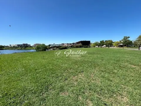 Terreno en Venta 37  mts Fondo