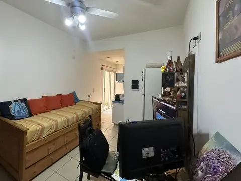 Depto Tipo Casa 2 ambientes con 1 baño