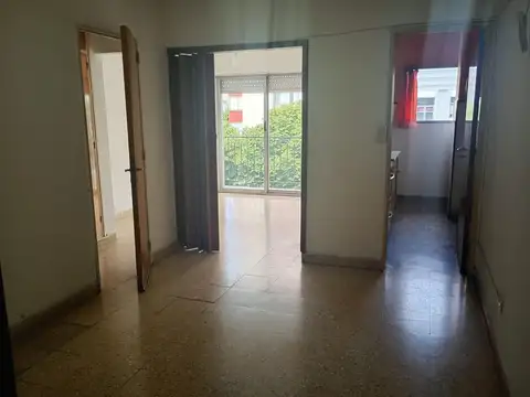 Departamento en Alquiler en Plaza Mitre, $ 550.000