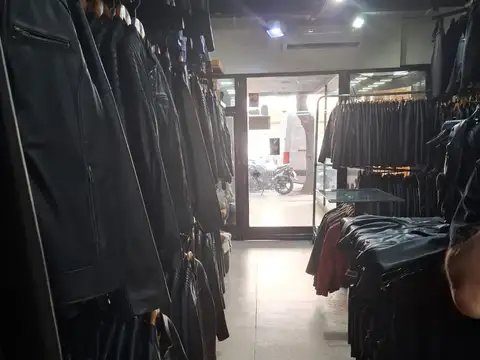 Local en Venta 50 años