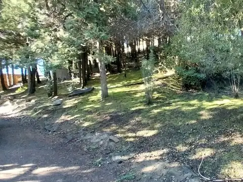 EQUIPO RE/MAX VENDE TERRENO EN BARRIO LOS RISCOS