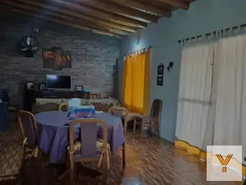 Chacra en venta - 2 Dormitorios 3 Baños - San Rafael