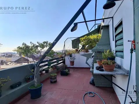 Departamento 3 amb con terraza privada y cochera en Avellaneda