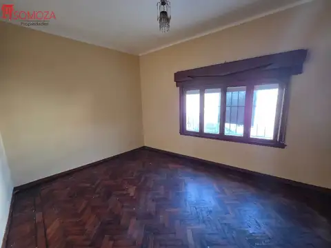 Casa en venta en Flores