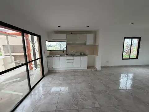 Venta Casa 3 ambientes Maschwitz Escobar