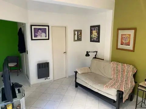 VENTA PH  2 AMBIENTES CON PATIO VILLA URQUIZA 