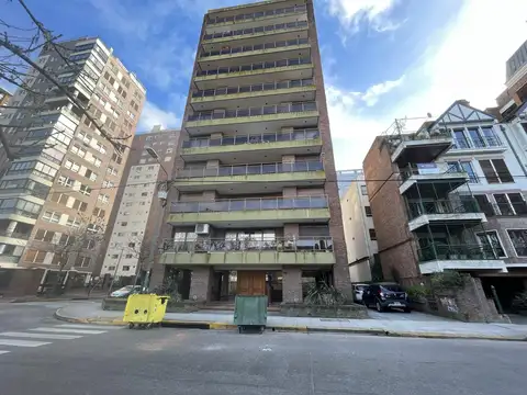 Roque Saenz Peña  al 200 Piso 2 San Isidro