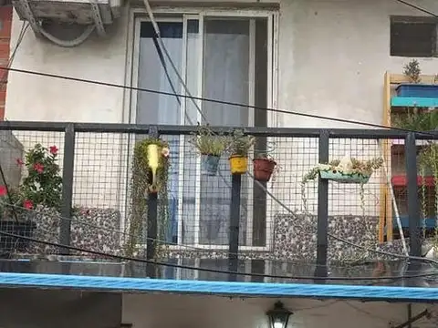 Casa en venta - 2 dormitorios 1 baño 1 cochera - 60mts2 - Moreno
