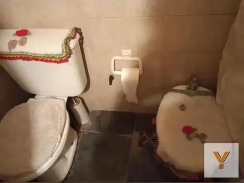 Casa 3 ambientes con 1 baño