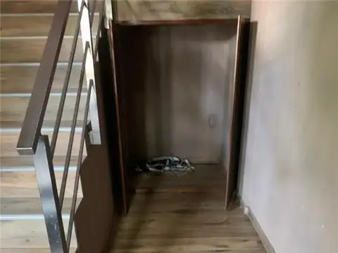 Casa en Venta con 4 cocheras